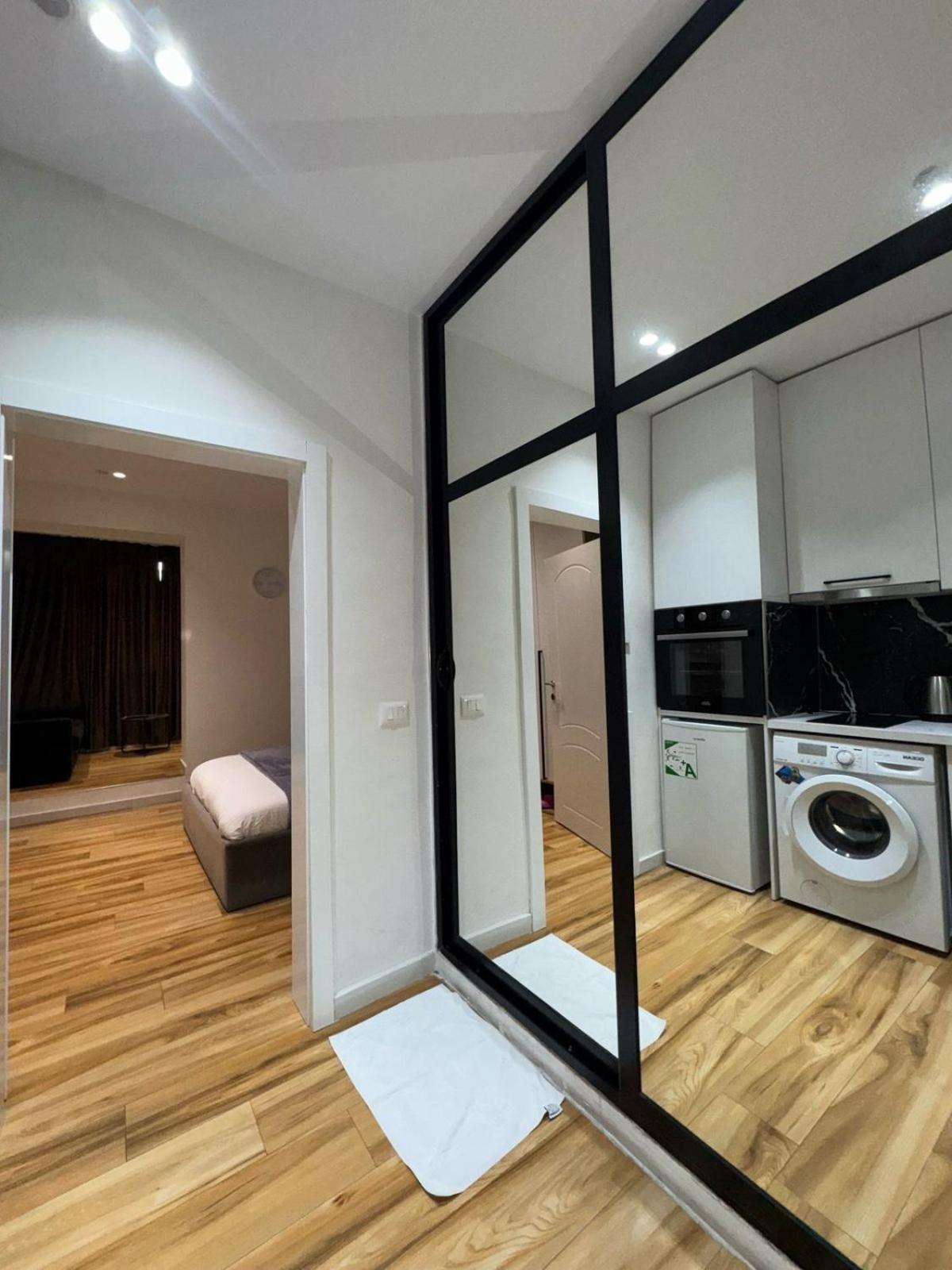 Luxury Apartments Blloku Tirana Exterior foto